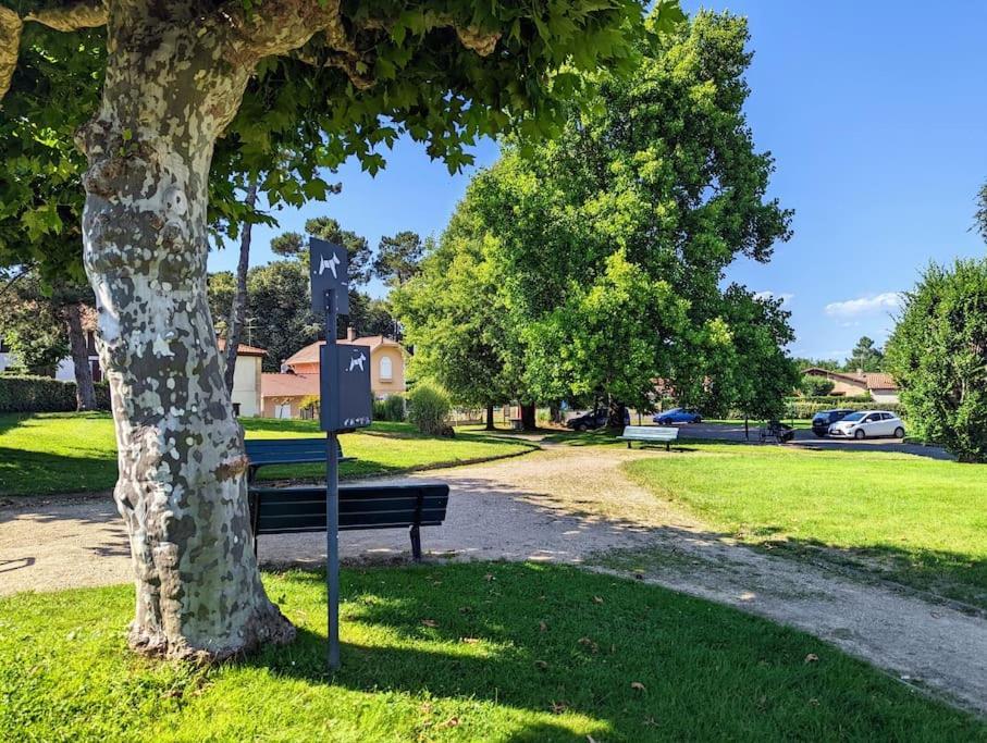 Holiday home Sejour Paisible En Famille Proche De La Nature - Avec Terrasse Et Aire De Jeu Lesperon (Landes)